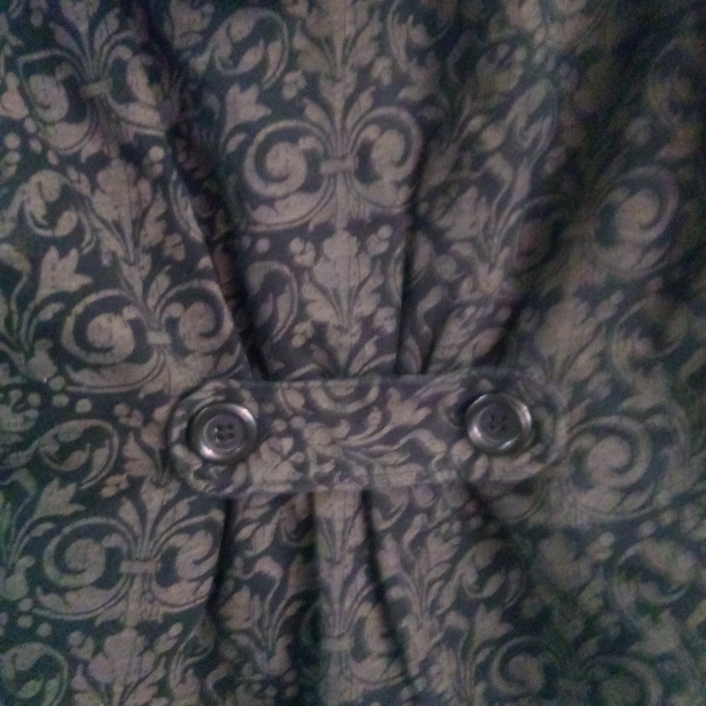 Vest - Picture 4 of 5
